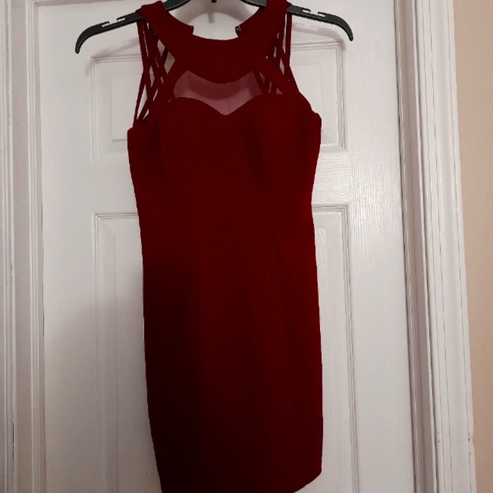 Speechless, burgundy size 3